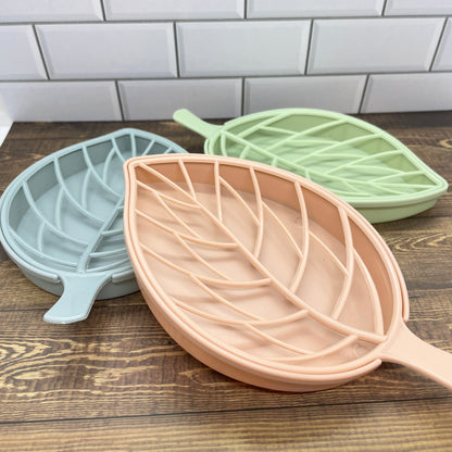 Plastic Two-Part Leaf-shaped Soap Tray in 3 Colors - Soapworks Factory (5674873684125)